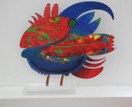 K2) Roter Vogel Metall auf Acrylglas